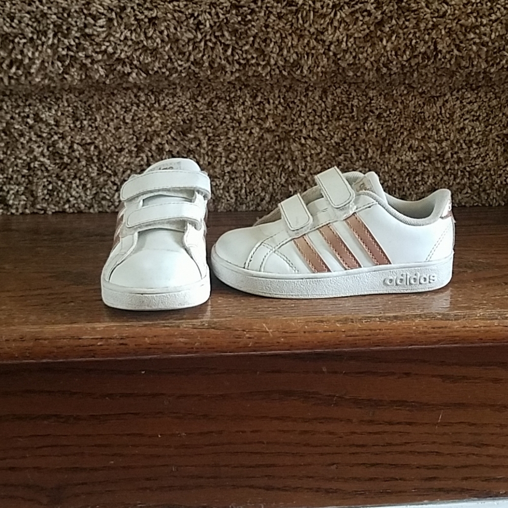 Toddler girls sneakers